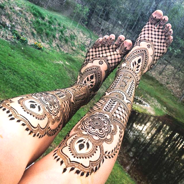 best leg mehndi design