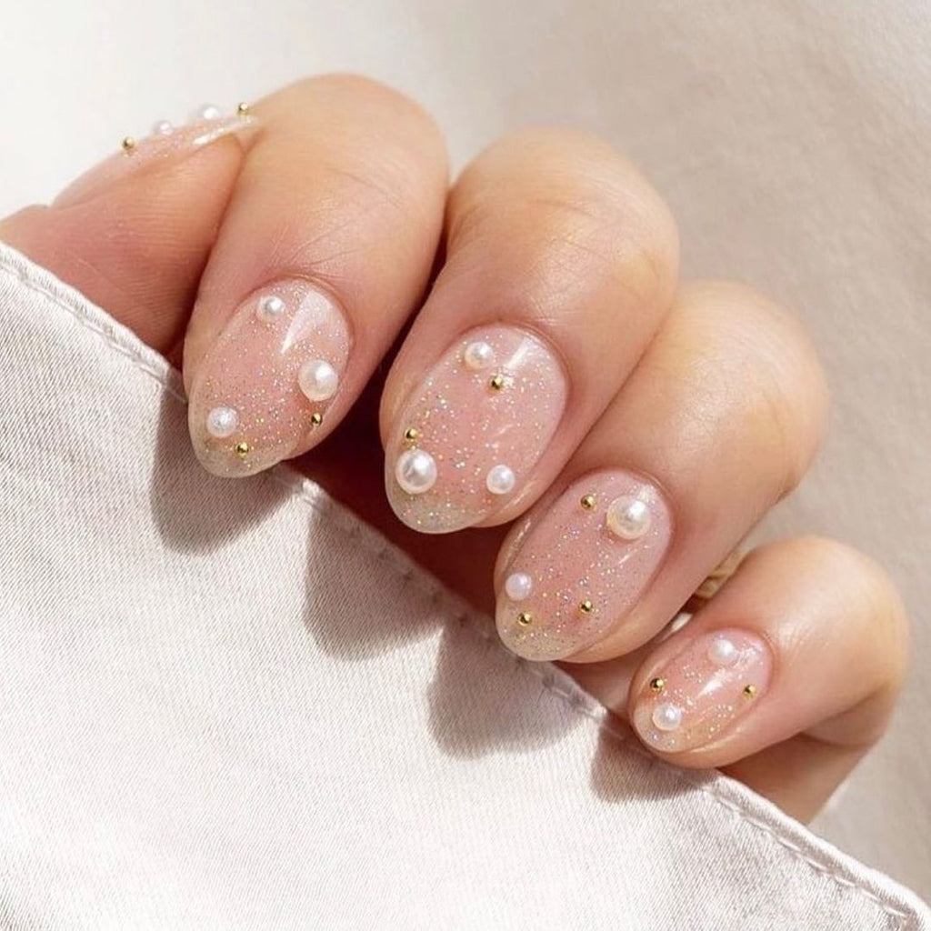 30 Bridal Manicure Designs That Are Perfect for 2022 Weddings |  WeddingBazaar