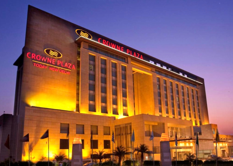 crown plaza wedding venue