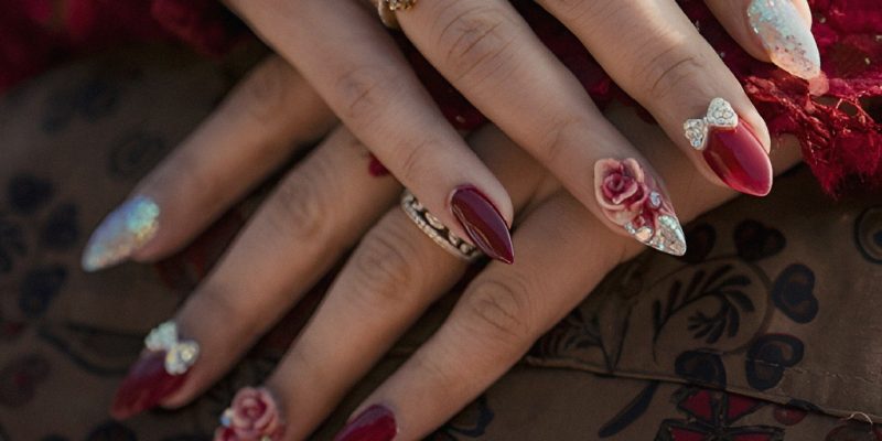 Trendy And Gorgeous Nail Art For Brides That We Adore
