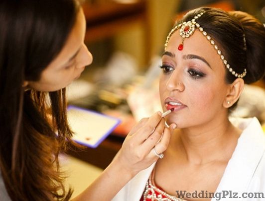 Ladies Beauty Parlour in AGCR Enclave Anand Vihar, AGCR Enclave Anand Vihar  Ladies Beauty Parlour | Weddingplz